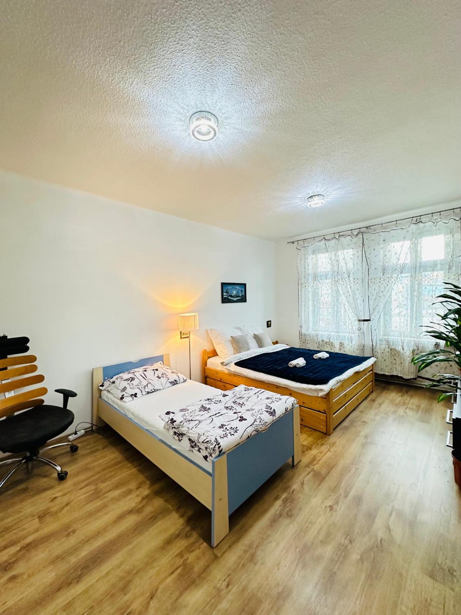 Апартаменти Kael Aparment 03 Тепліце Екстер'єр фото